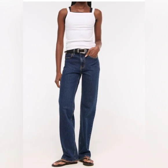 Abercrombie and fitch High Rise 90s Relaxed Jean dark wash size 10R like new - Picture 1 of 8